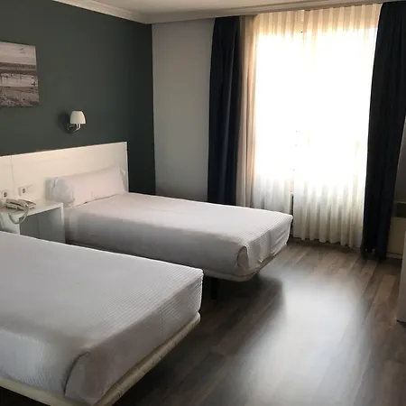Otel Gran Regente Oviedo